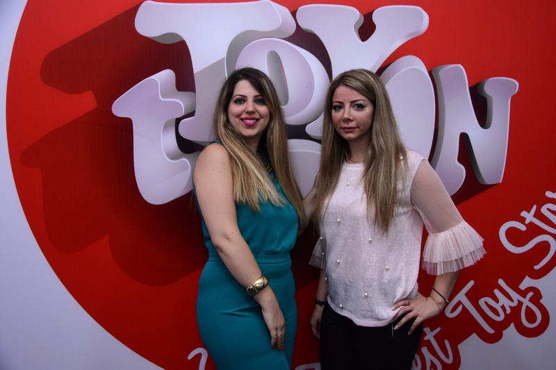 Toy Town Grand Opening-Wall of Fame